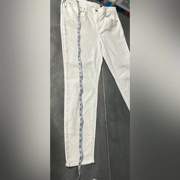 VINCE Skinny Jeans - Picture 8 of 12